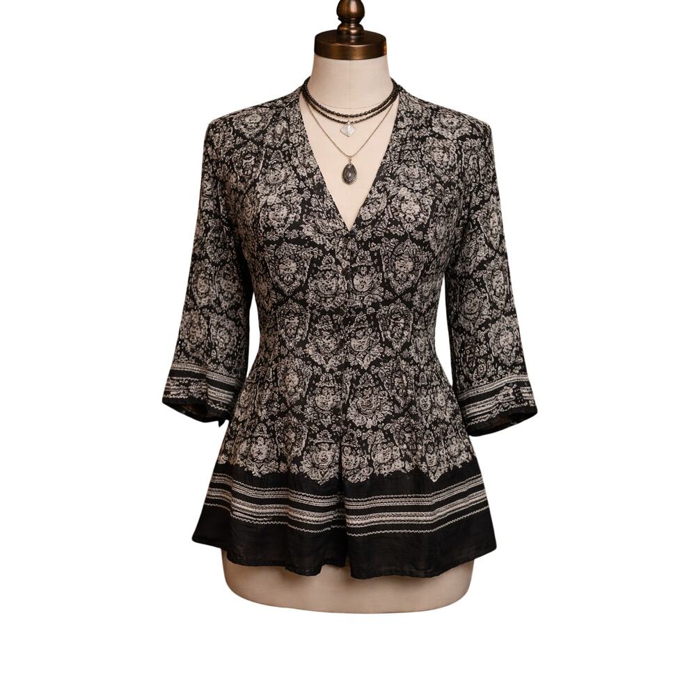 Rose + Olive Black White Floral Border Tunic Blouse M Boho V-Neck